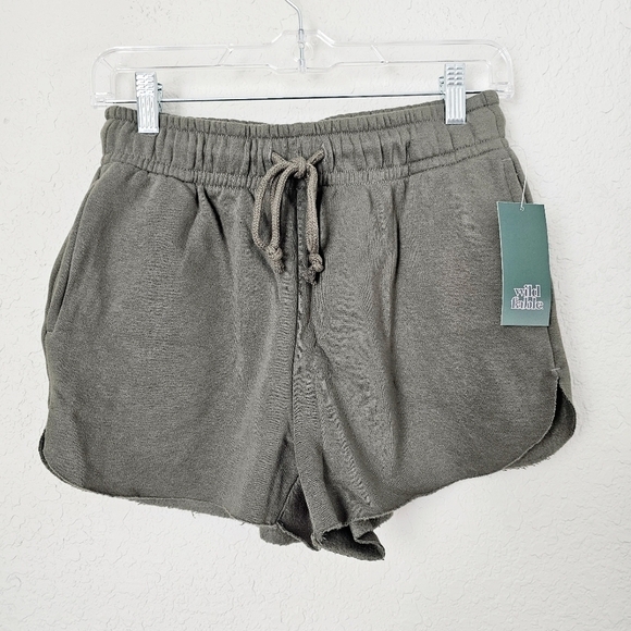 Wild Fable Fleece Drawstring Elastic Waist Dolphin Hem Shorts Athleisure S NEW - Picture 2 of 13